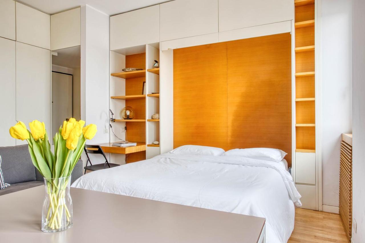 Joivy Vibrant Studio With Balcony Milán Exterior foto